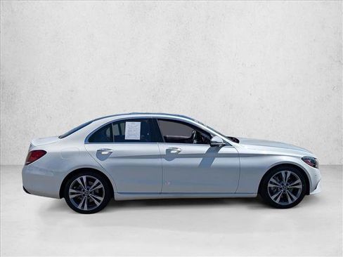 Used 2021 Mercedes-Benz C 300 Sedan image 4