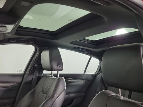 Used 2022 Cadillac CT5 Sport RWD image 16