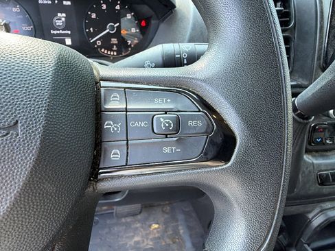 Used 2024 RAM ProMaster 2500 w/ Convenience Group FWD image 23