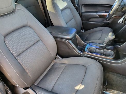 Used 2016 GMC Canyon SLE image 15