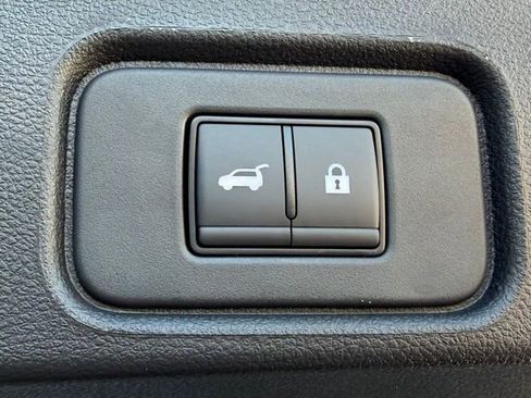 New 2026 Nissan Pathfinder SL AWD/4WD image 10