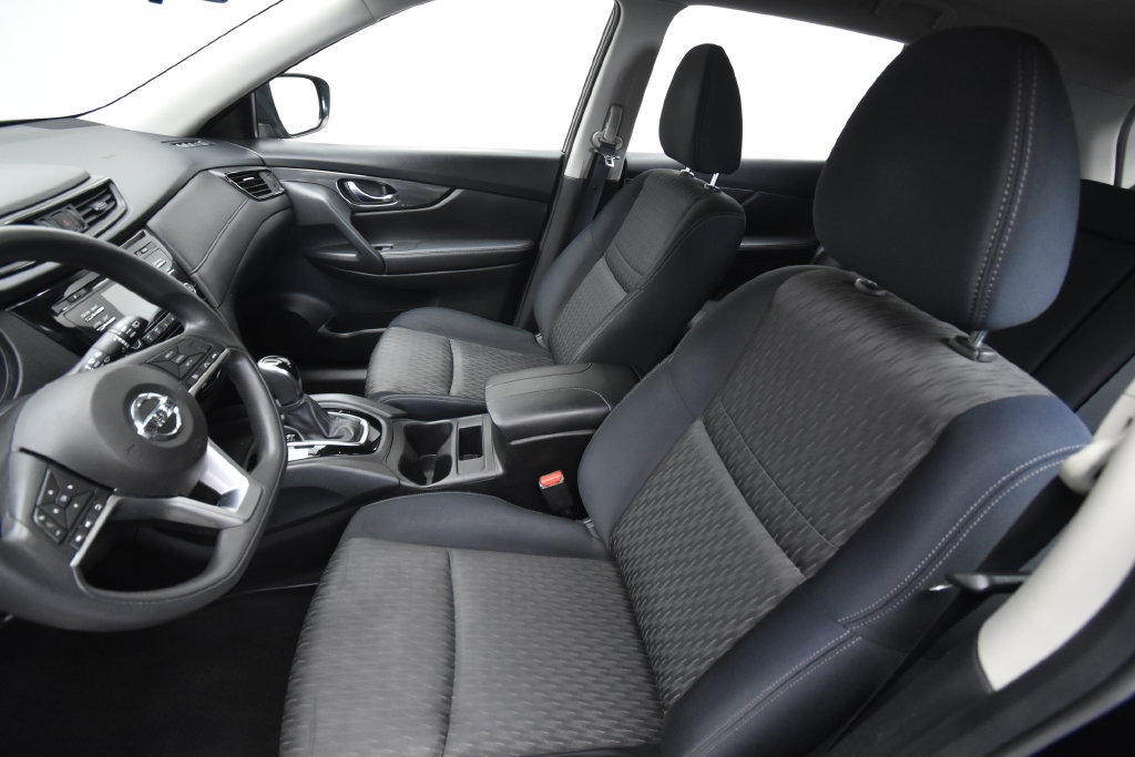 Used 2017 Nissan Rogue S AWD/4WD image 23