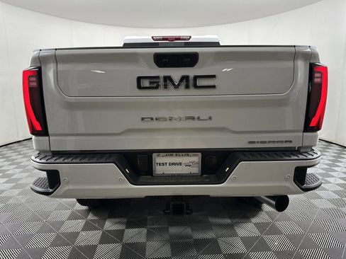 New 2025 GMC Sierra 2500 Denali Ultimate w/ Max Trailering Package image 5