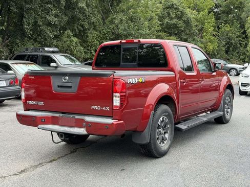 Used 2015 Nissan Frontier PRO-4X AWD/4WD image 2