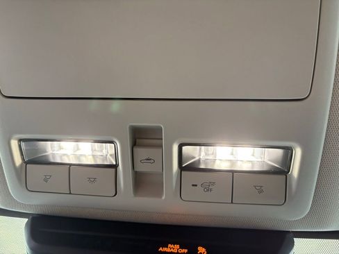 Used 2024 MAZDA CX-50 Meridian Edition w/ Weather Package image 23