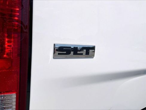 Used 2024 RAM 1500 Classic SLT AWD/4WD image 25