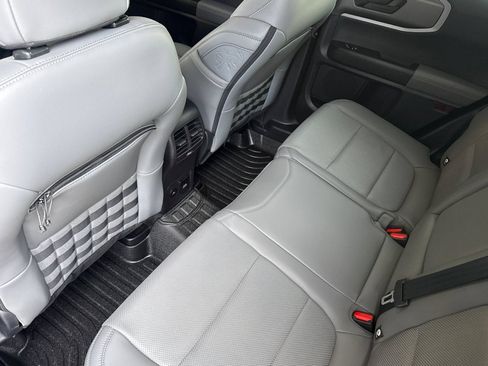 Used 2025 Ford Bronco Sport Badlands AWD/4WD image 13