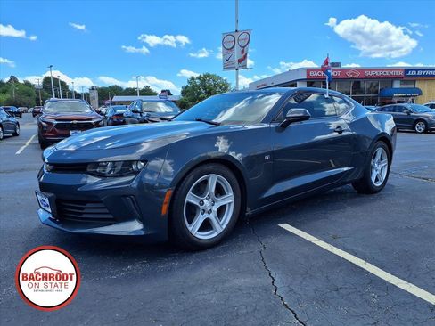 Used 2017 Chevrolet Camaro LT w/ Technology Package RWD image 2