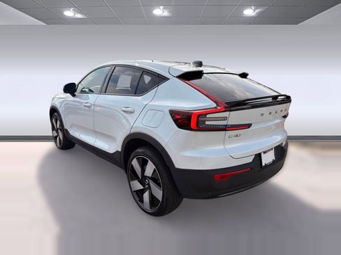 Certified 2023 Volvo C40 P8 Recharge Ultimate image 3