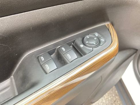 Certified 2023 GMC Acadia SLE w/ LPO, Floor Liner Package FWD image 17