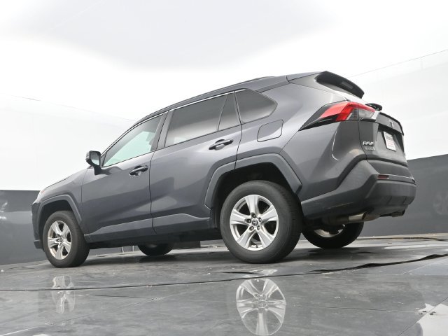 Used 2021 Toyota RAV4 XLE FWD image 10
