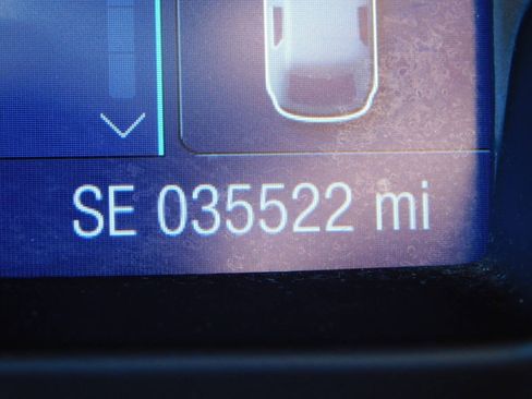 Used 2014 Ford Focus SE w/ Equipment Group 201A FWD image 9