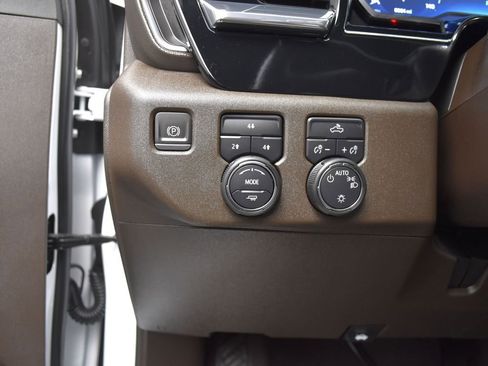 Used 2024 Chevrolet Silverado 3500 LT w/ Z71 Off-Road Package image 14