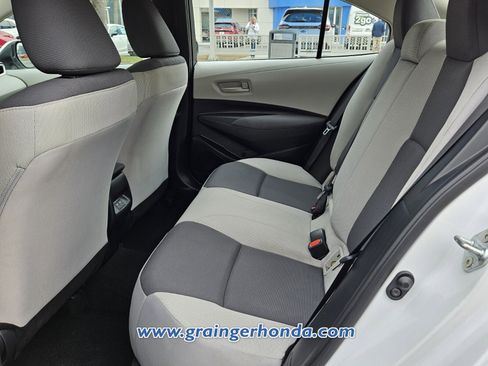 Used 2024 Toyota Corolla LE image 11