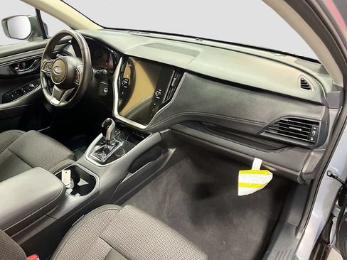 Used 2025 Subaru Outback Premium AWD/4WD image 28