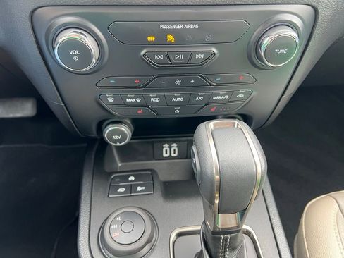 Used 2021 Ford Ranger Lariat AWD/4WD image 29