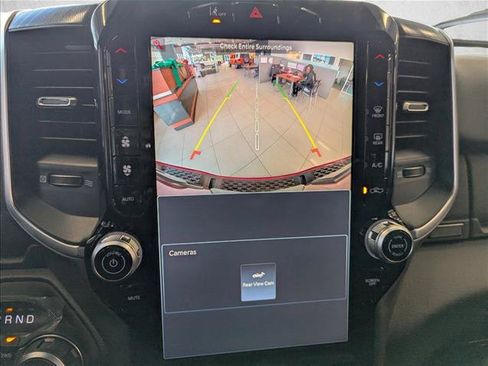 New 2026 RAM 1500 Big Horn AWD/4WD image 17