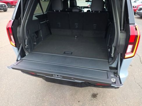 New 2026 Ford Expedition Max Platinum w/ Stealth Appearance Package image 17