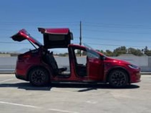 Used 2023 Tesla Model X AWD/4WD image 28