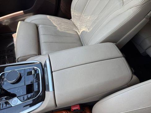 Used 2019 BMW X7 xDrive50i w/ Luxury Seating Package image 14