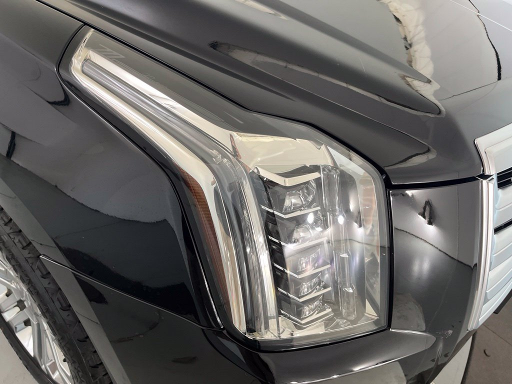 Used 2020 Cadillac Escalade 4WD image 36