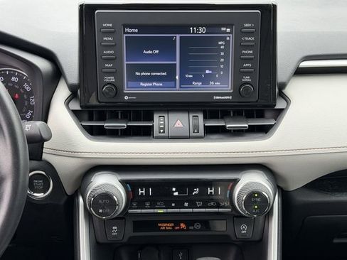 Used 2021 Toyota RAV4 XLE Premium FWD image 17