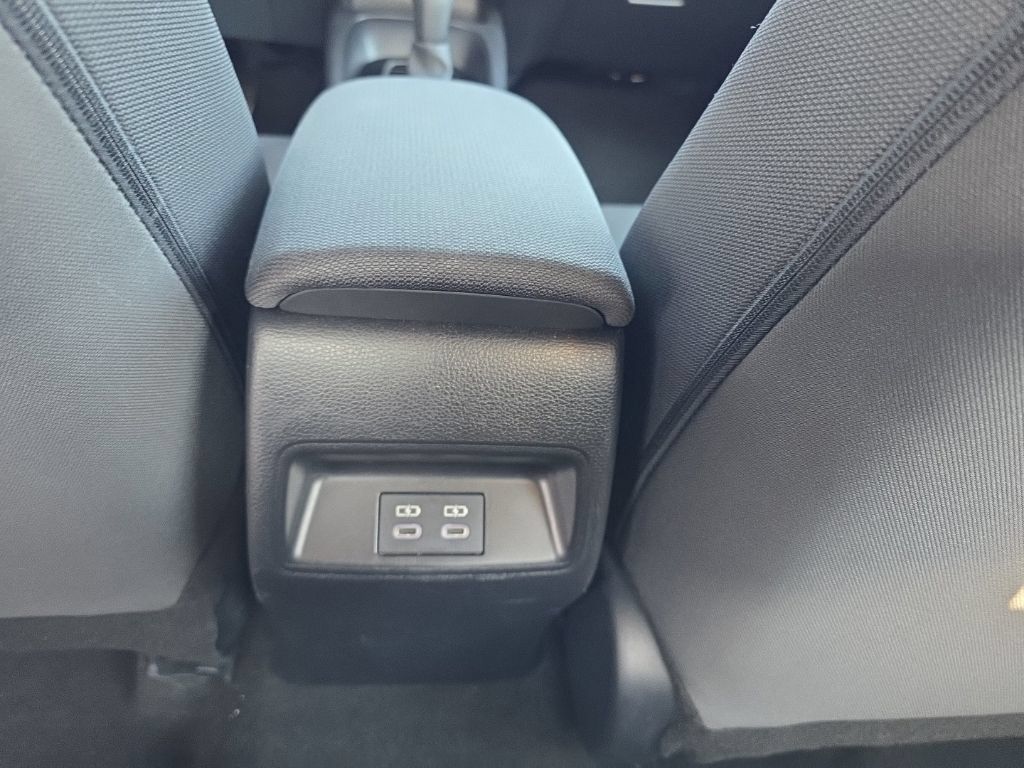 Used 2025 Toyota Corolla LE FWD image 13