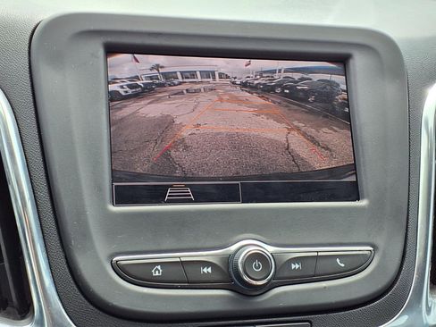 Used 2023 Chevrolet Equinox LS w/ LPO, Cargo Package FWD image 4