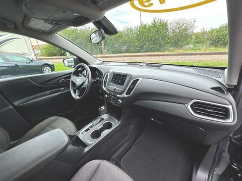 Used 2019 Chevrolet Equinox LT FWD image 27