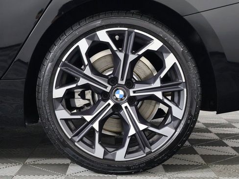 Used 2025 BMW 330i Sedan w/ Premium Package image 16