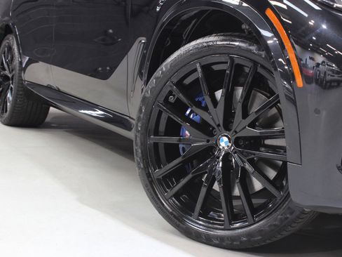 Used 2023 BMW X5 M50i w/ Climate Comfort Package image 8