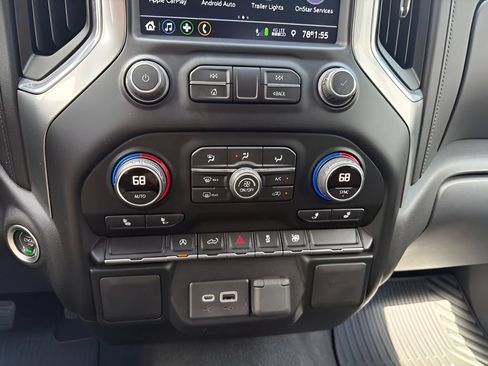 Used 2021 Chevrolet Silverado 1500 LT AWD/4WD image 20