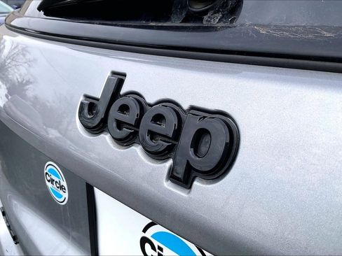 Certified 2022 Jeep Compass Altitude image 27