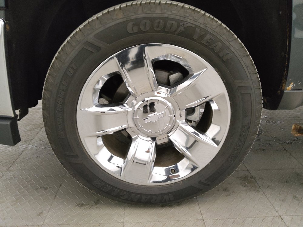 Used 2017 Chevrolet Silverado 1500 LTZ w/ Sport Package AWD/4WD image 31