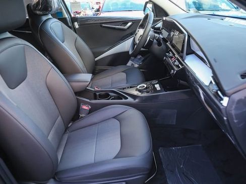 New 2026 Kia Niro Wind image 9