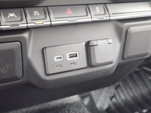 New 2024 Chevrolet Silverado 1500 W/T w/ WT Value Package image 30