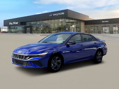 New 2026 Hyundai Elantra Sport FWD image 2