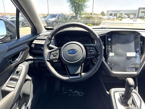 New 2026 Subaru Crosstrek 2.5i Limited w/ Crosstrek Mirror Package AWD/4WD image 11