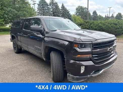 Used 2019 Chevrolet Silverado 1500 LT w/ All Star Edition AWD/4WD image 2