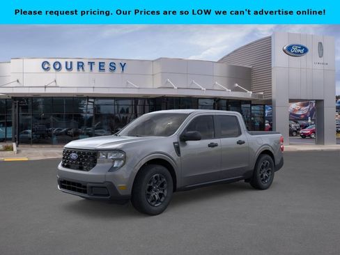 New 2025 Ford Maverick XLT w/ 4K Tow Package AWD/4WD image 1