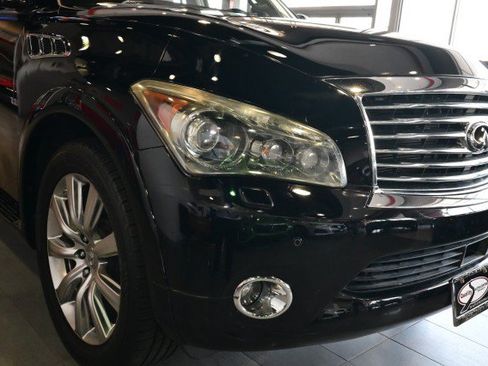 Used 2012 INFINITI QX56 4WD w/ Deluxe Touring Pkg image 10