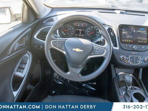 Used 2024 Chevrolet Malibu LT image 5