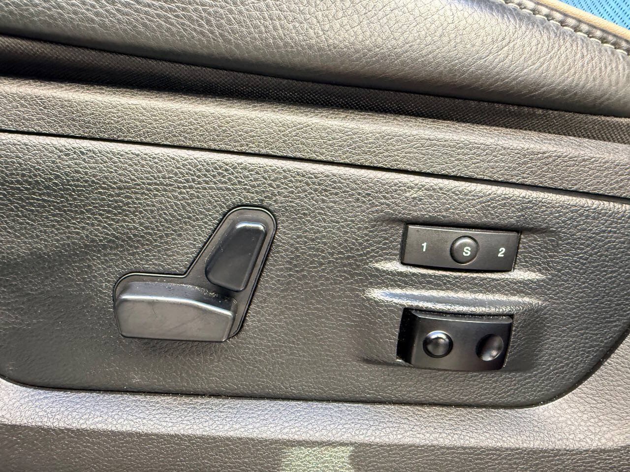 Used 2014 RAM 2500 Tradesman w/ Chrome Appearance Group AWD/4WD image 19