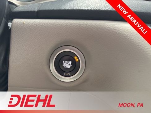 Used 2019 Chrysler Pacifica Touring-L w/ Advanced Safetytec Group FWD image 28