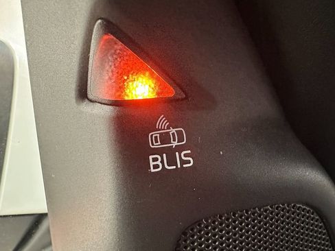 Used 2015 Volvo S60 T6 Platinum image 21