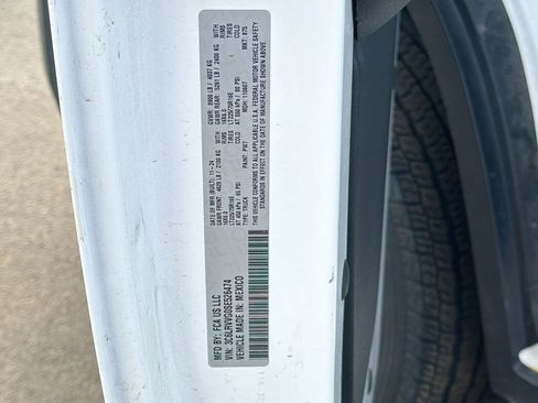 Used 2025 RAM ProMaster 2500 w/ U-Haul Equipment Group FWD image 28