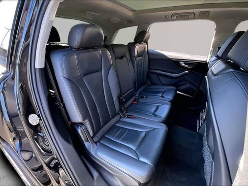 Used 2021 Audi Q7 2.0T Premium Plus w/ Premium Plus Package image 17