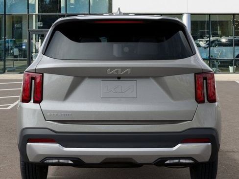 New 2026 Kia Sorento LX image 13