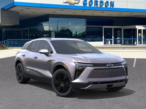 New 2026 Chevrolet Blazer EV LT image 7