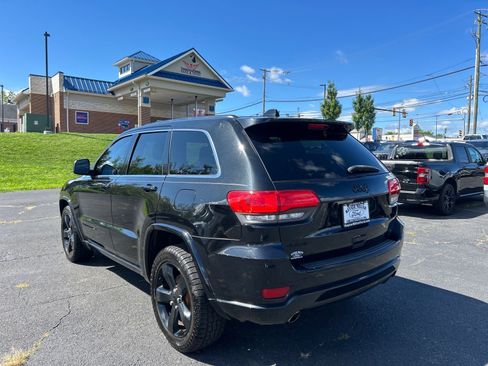 Used 2015 Jeep Grand Cherokee Altitude AWD/4WD image 10